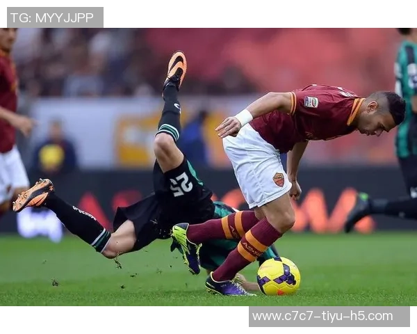 佩里西奇状态回暖本赛季已贡献2球8助助球队迎战利物浦首开记录