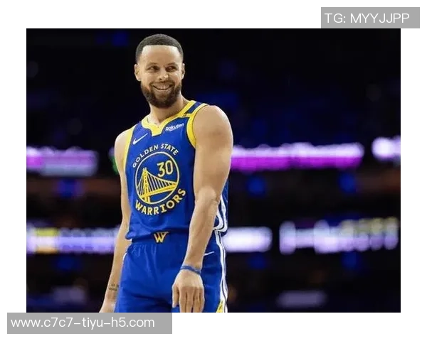 库里谈第三节精彩表现强调无球跑动助力勇士掌控比赛节奏